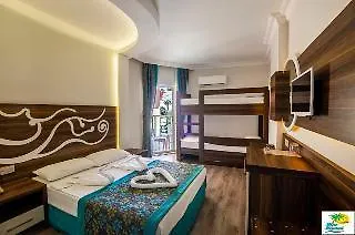 Kleopatra Blue Hawaii 3* Alanya