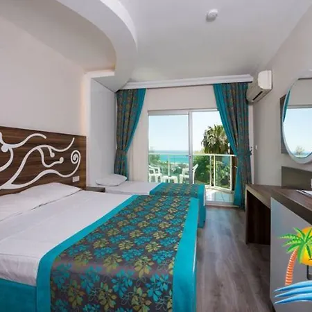 Kleopatra Blue Hawaii Hotel 3*